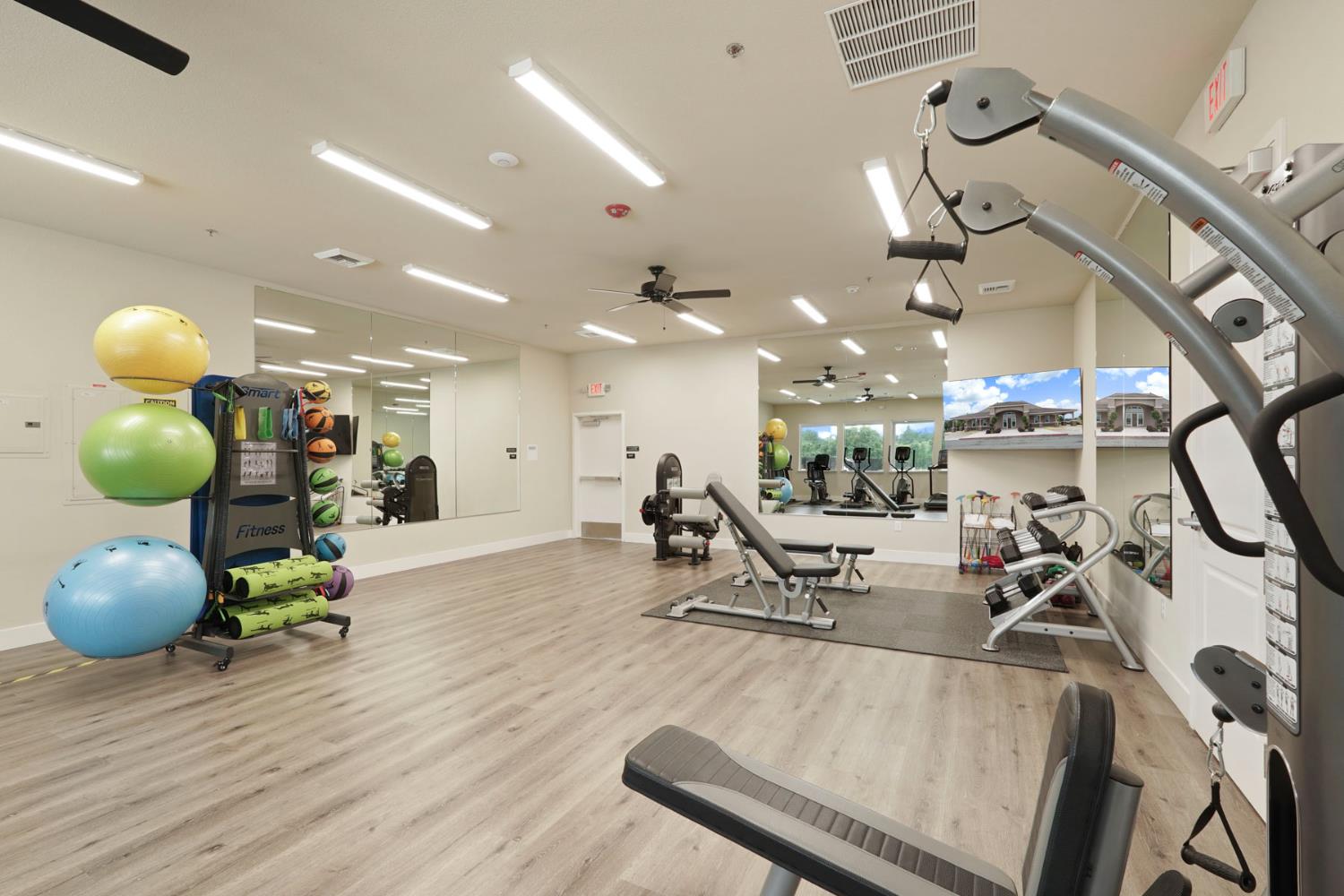 1012 Hogan Road Galt, CA 95632 - Photo 38 of 44