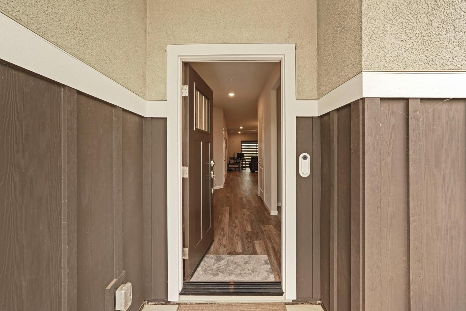 1012 Hogan Road Galt, CA 95632 - Photo 4 of 44