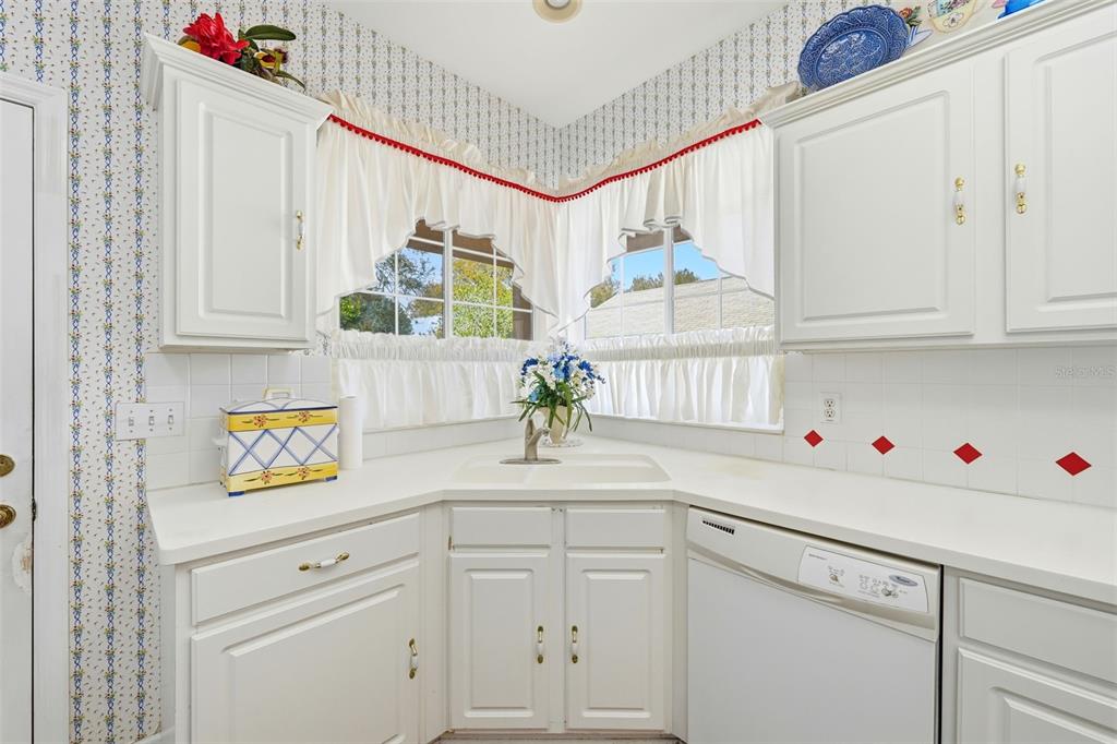 13199 Southeast 92nd Court Road Summerfield, FL 34491 - Photo 2 of 61