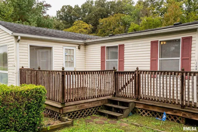 $150,000 | 5340-45 South Street, Harrisburg, IL 62946