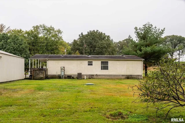 $150,000 | 5340-45 South Street, Harrisburg, IL 62946