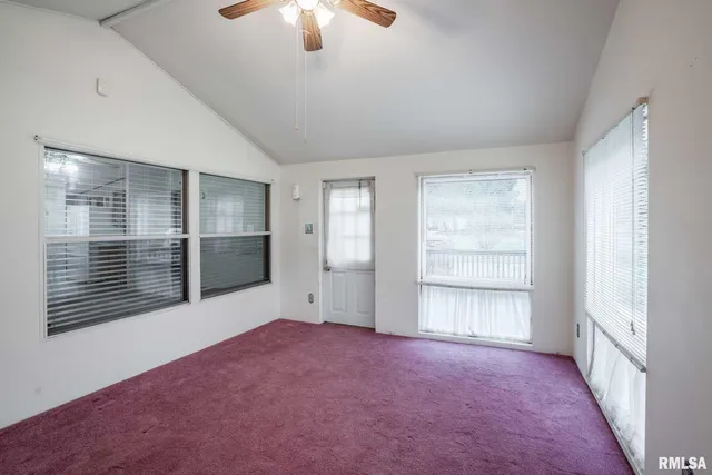 $150,000 | 5340-45 South Street, Harrisburg, IL 62946