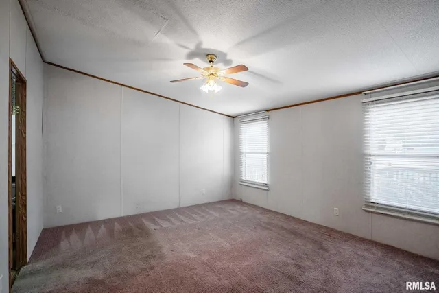 $150,000 | 5340-45 South Street, Harrisburg, IL 62946