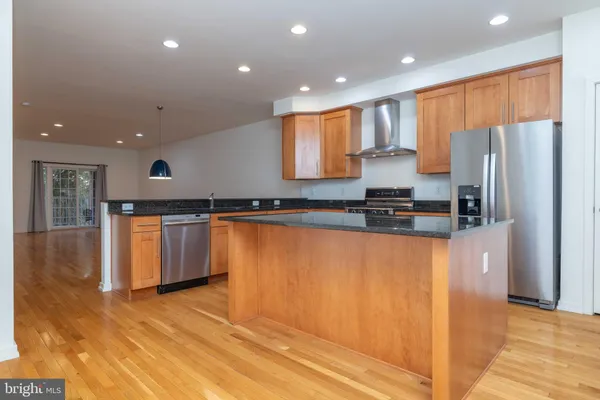 $2,950 | 156 Christina Landing Drive, Wilmington, DE 19801