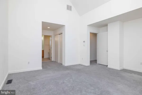 $2,950 | 156 Christina Landing Drive, Wilmington, DE 19801