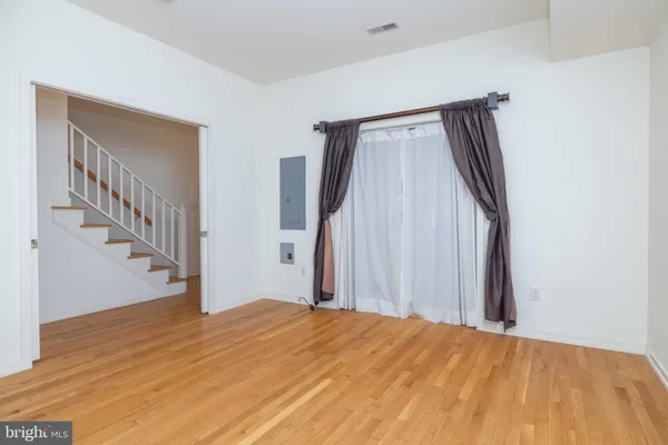 $2,950 | 156 Christina Landing Drive, Wilmington, DE 19801