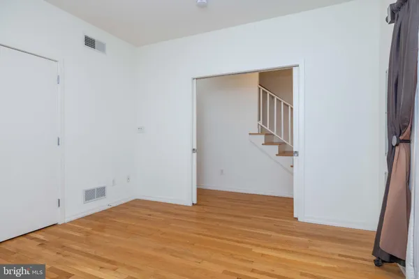 $2,950 | 156 Christina Landing Drive, Wilmington, DE 19801