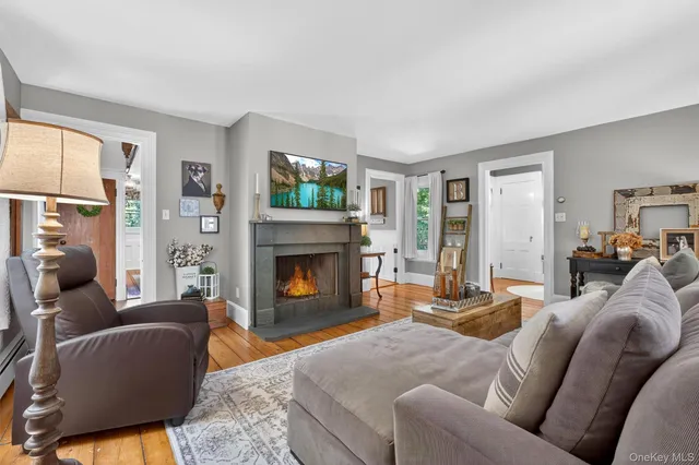 $799,999 | 1034 Highway 311, Patterson, NY 12563