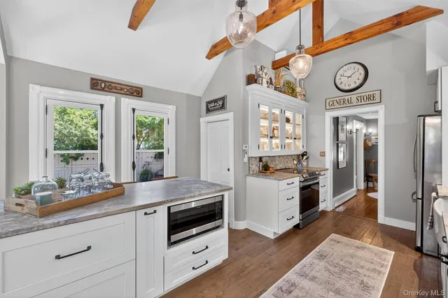 $799,999 | 1034 Highway 311, Patterson, NY 12563