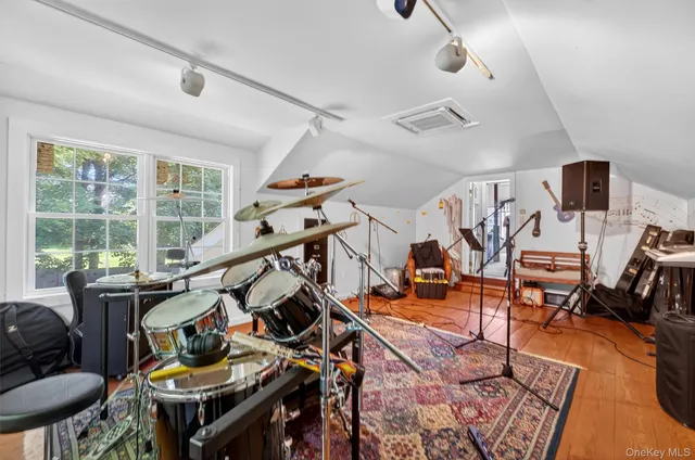 $799,999 | 1034 Highway 311, Patterson, NY 12563