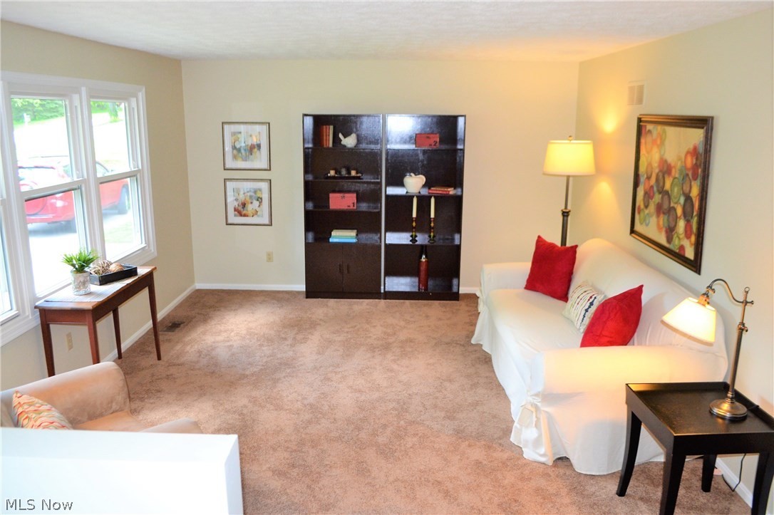 3907 Leewood Road Stow, OH 44224 - Photo 4 of 22 Gallery Image 4