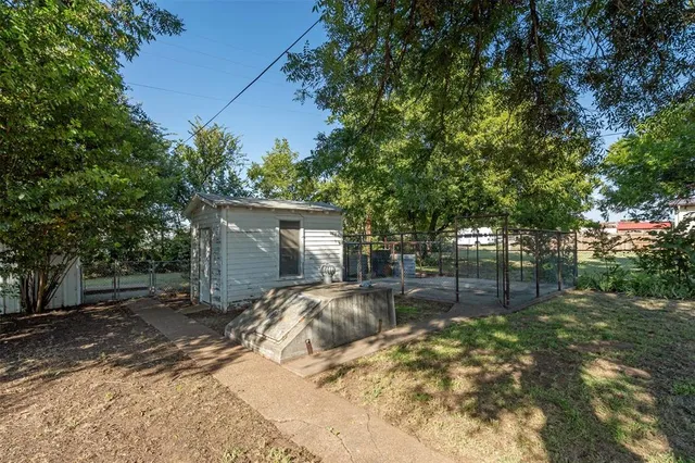 $165,000 | 1008 West Hamilton Street, Olney, TX 76374