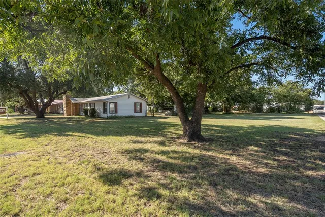 $165,000 | 1008 West Hamilton Street, Olney, TX 76374