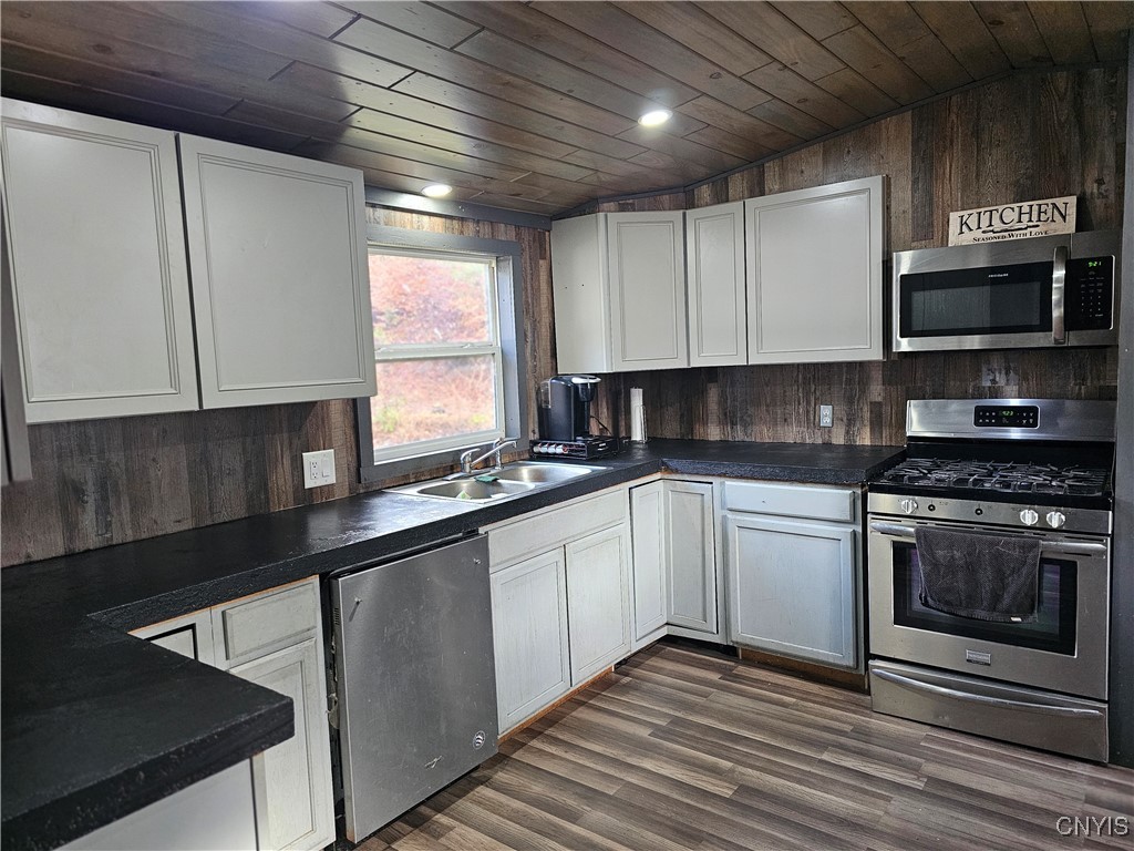 7208 Chases Lake Road Watson, NY 13343 - Photo 11 of 30