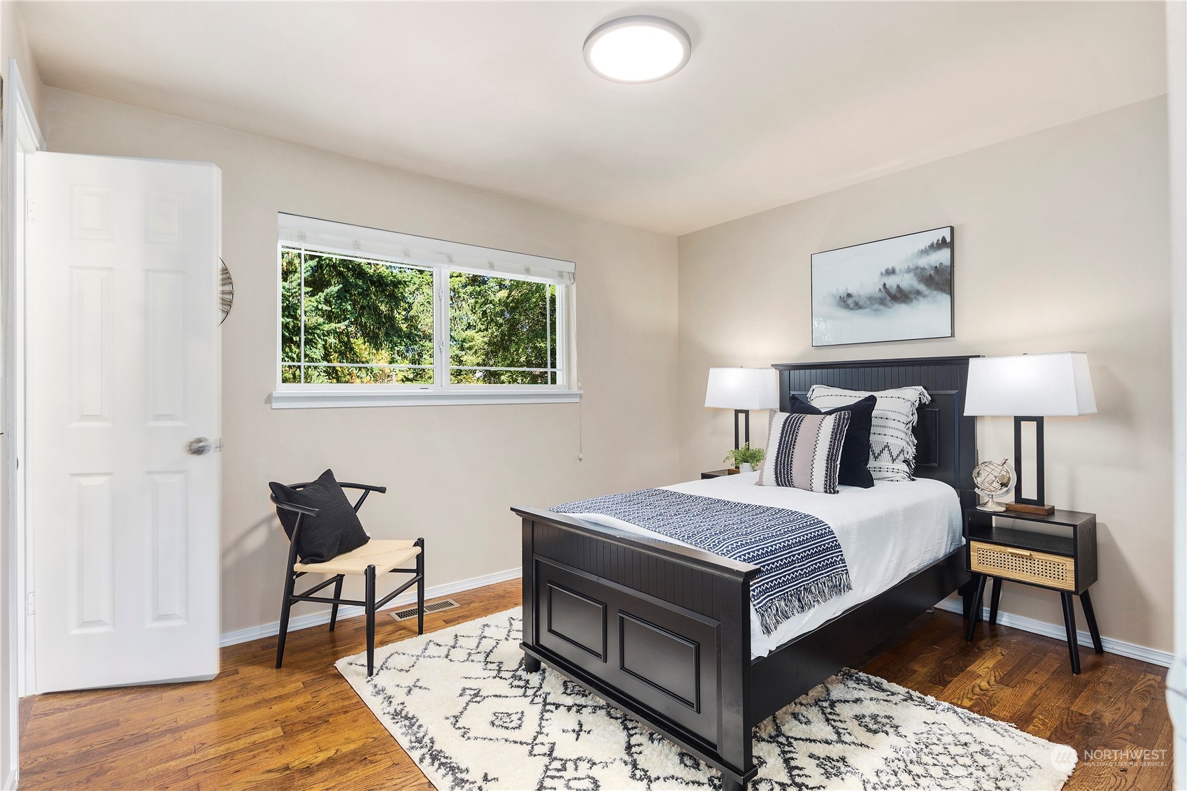 7828 201st Street Southwest Edmonds, WA 98026 - Photo 21 of 40 Gallery Image 21
