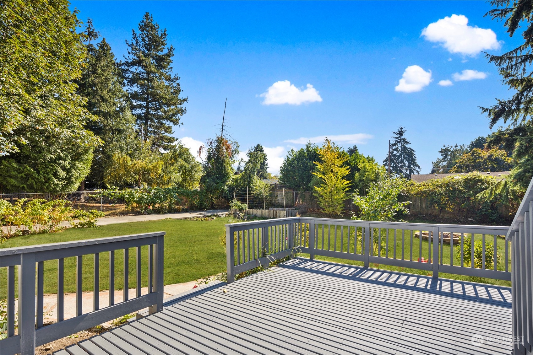 7828 201st Street Southwest Edmonds, WA 98026 - Photo 34 of 40 Gallery Image 34
