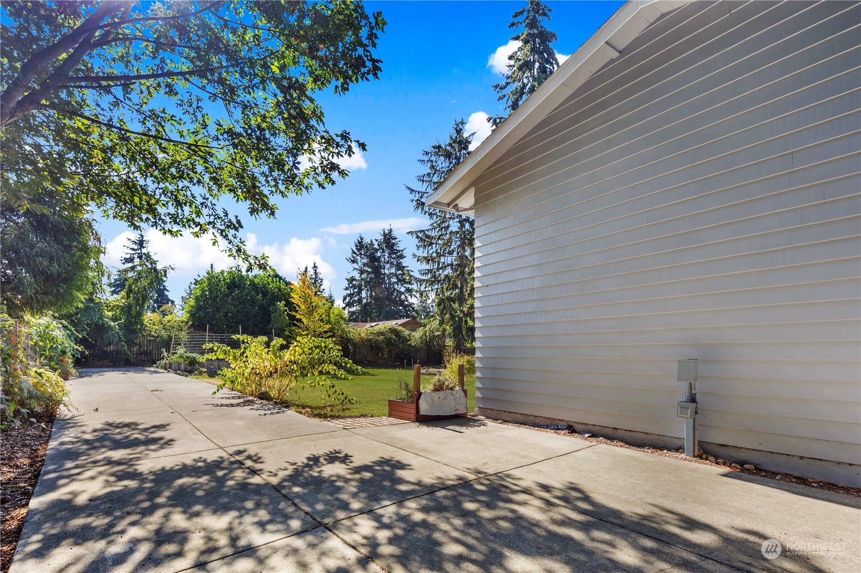 7828 201st Street Southwest Edmonds, WA 98026 - Photo 40 of 40 Gallery Image 40