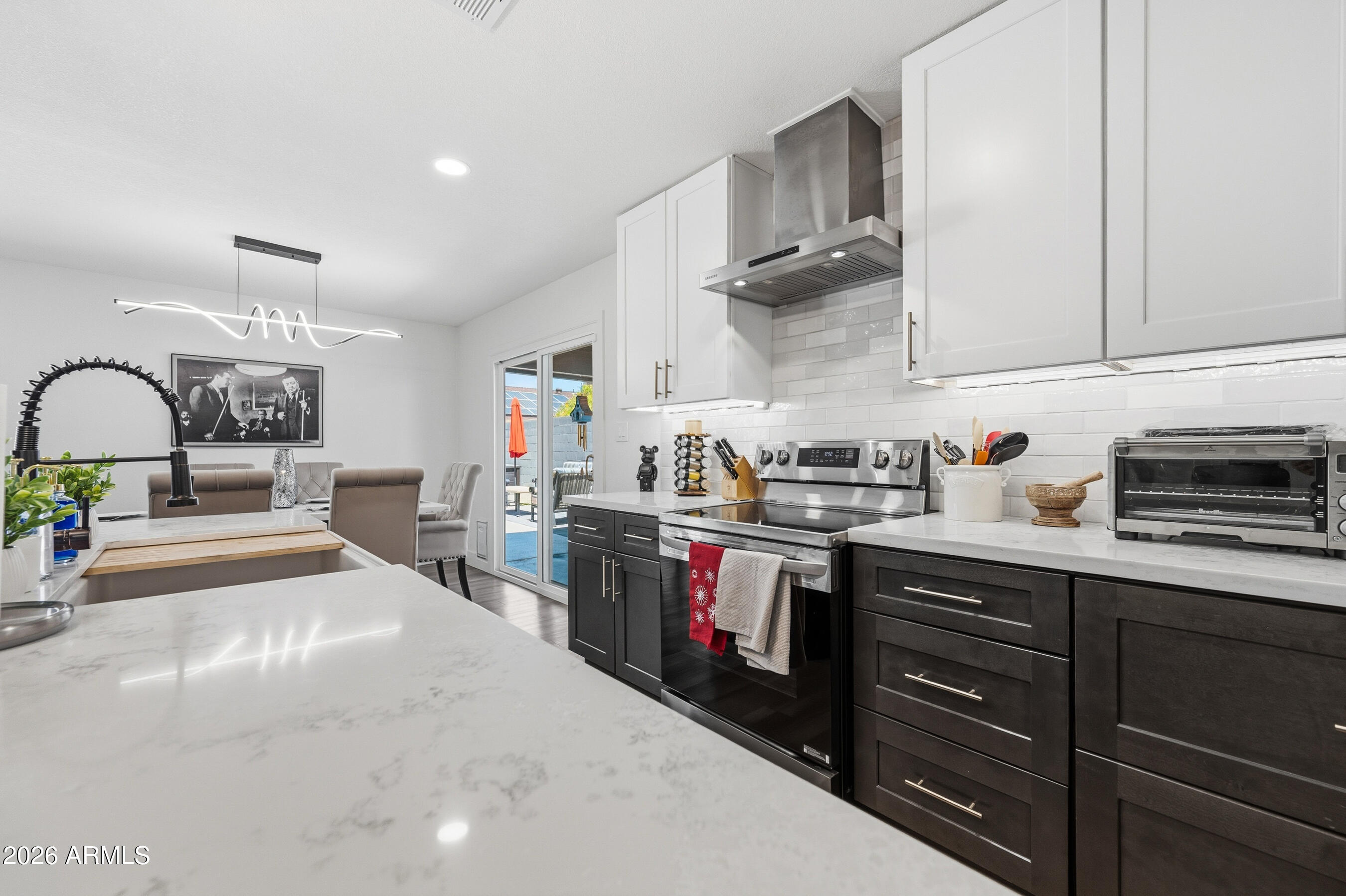 3968 West Hearn Road Phoenix, AZ 85053 - Photo 9 of 58 Kitchen