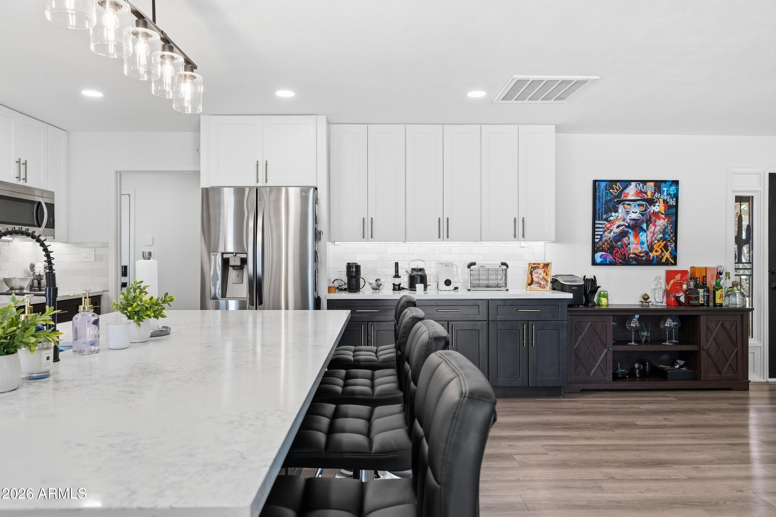 3968 West Hearn Road Phoenix, AZ 85053 - Photo 16 of 58 Kitchen