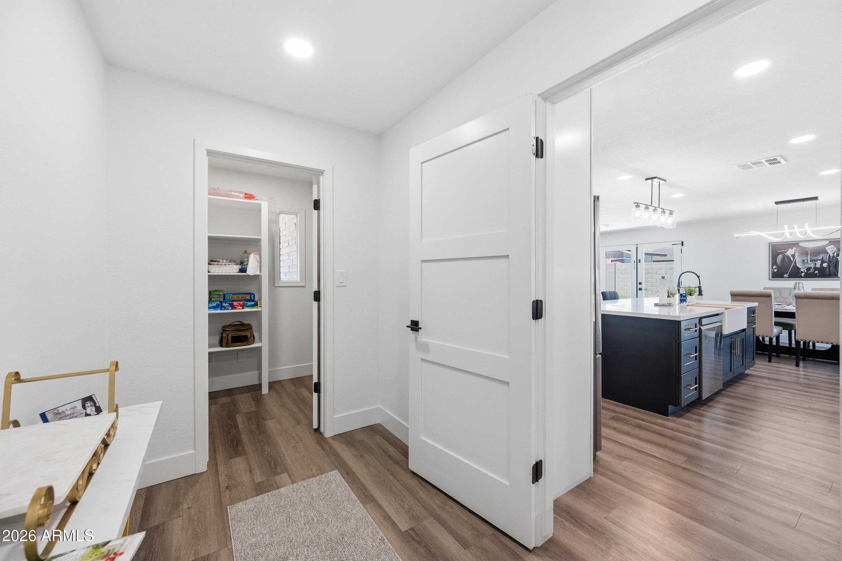 3968 West Hearn Road Phoenix, AZ 85053 - Photo 18 of 58 Kitchen