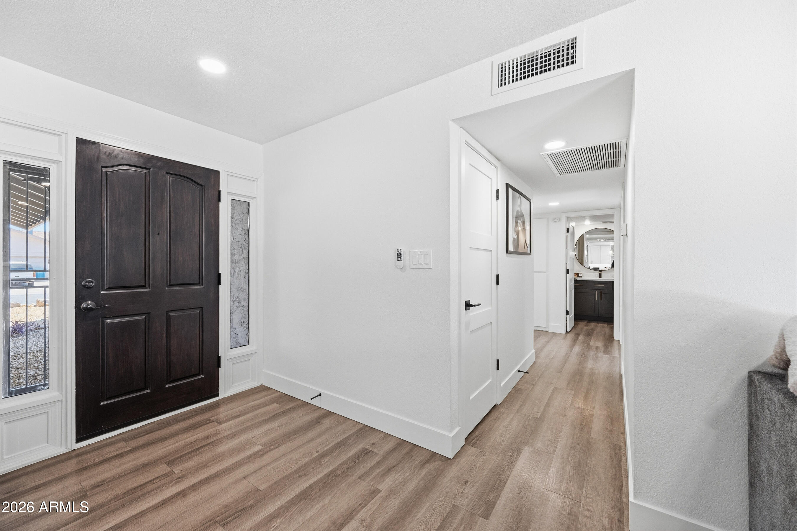 3968 West Hearn Road Phoenix, AZ 85053 - Photo 41 of 58 Entry