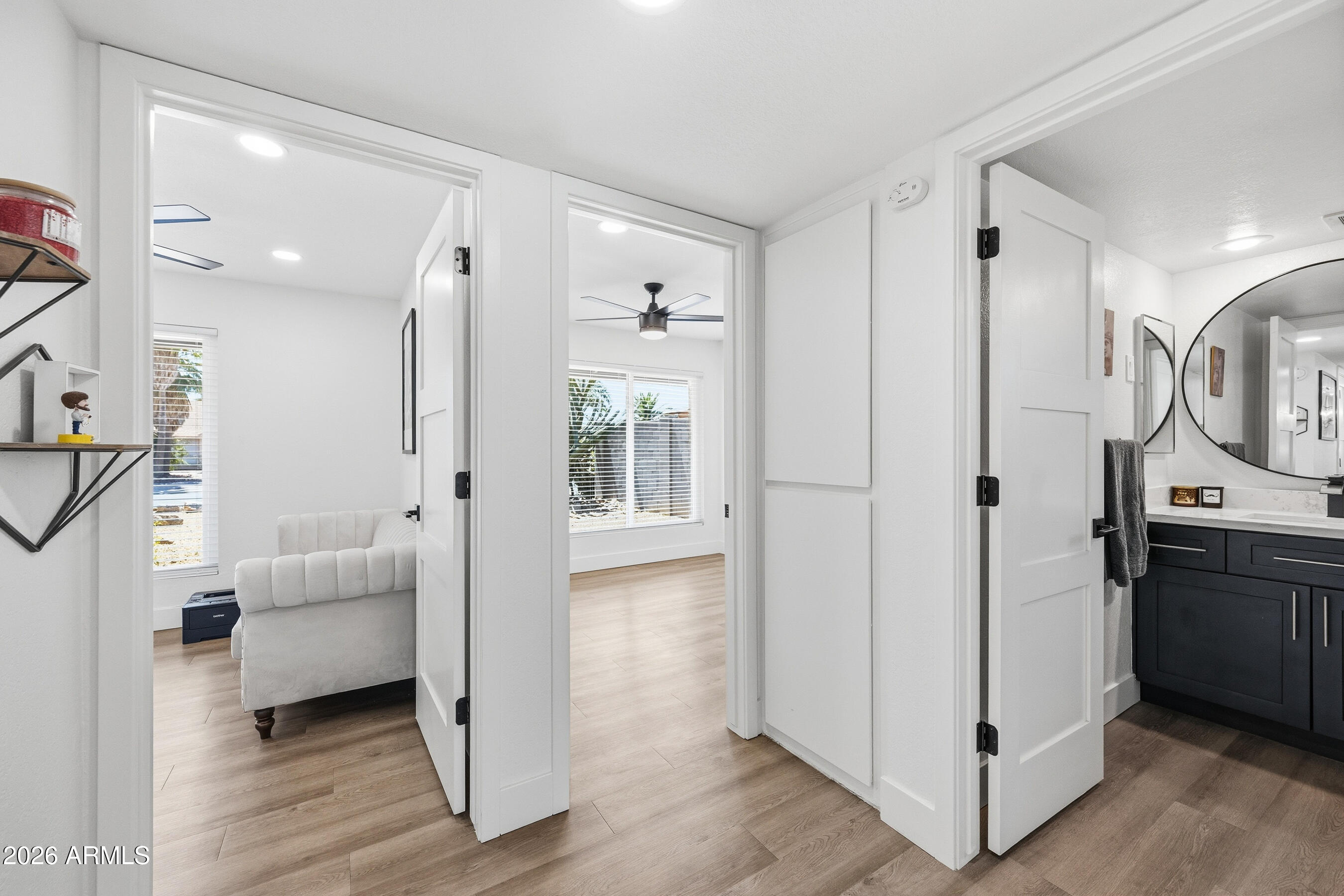 3968 West Hearn Road Phoenix, AZ 85053 - Photo 48 of 58 Hallway