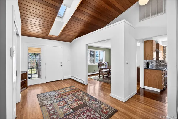 $1,049,000 | 80 Ridgeview Drive, Pleasantville, NY 10570
