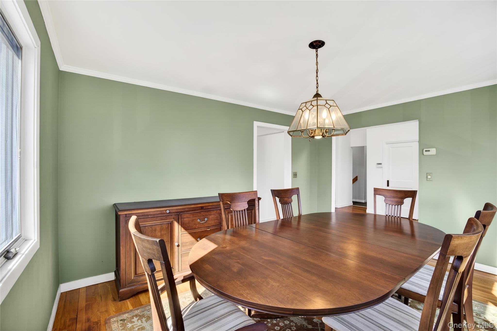 80 Ridgeview Drive Pleasantville, NY 10570 - Photo 8 of 45 Alternate View of the Dining Room