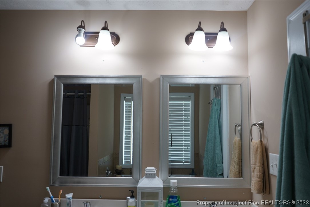 563 Mildenhill Road Hope Mills, NC 28348 - Photo 8 of 12 Gallery Image 8