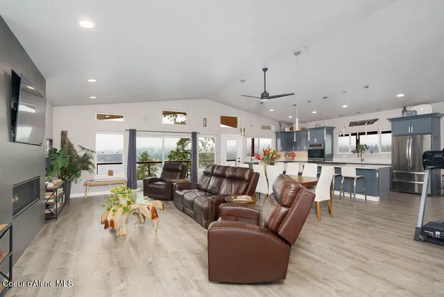 $1,299,500 | 8171 West Osprey Ridge Road, Rathdrum, ID 83858