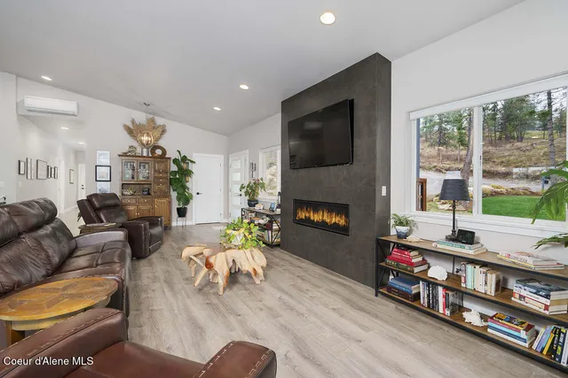 $1,299,500 | 8171 West Osprey Ridge Road, Rathdrum, ID 83858