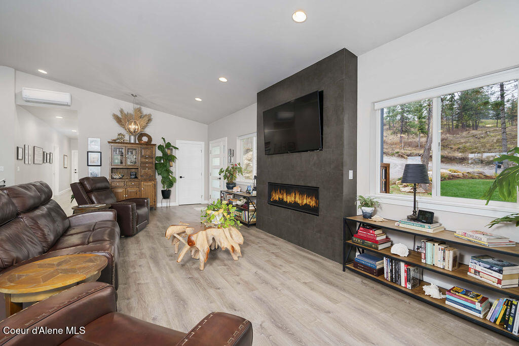 8171 West Osprey Ridge Road Rathdrum, ID 83858 - Photo 12 of 79 8171OspreyRidgeRd-69