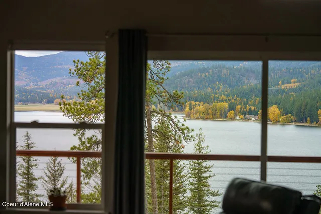 $1,299,500 | 8171 West Osprey Ridge Road, Rathdrum, ID 83858