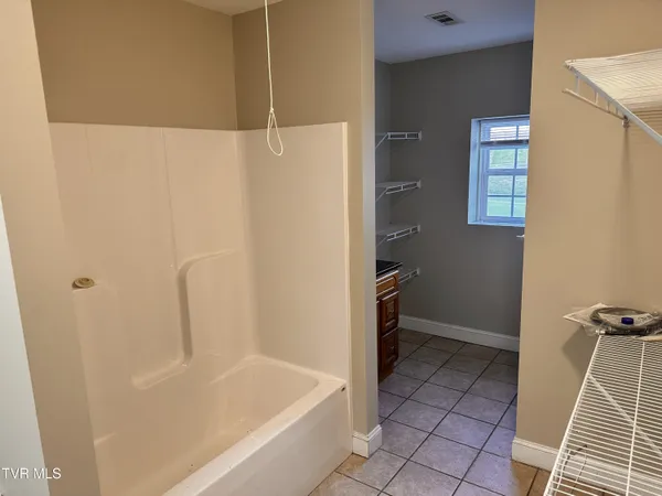 $524,900 | 3536-3538 West Walnut Street, Unit 4, Johnson City, TN 37604