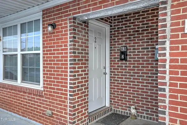$524,900 | 3536-3538 West Walnut Street, Unit 4, Johnson City, TN 37604