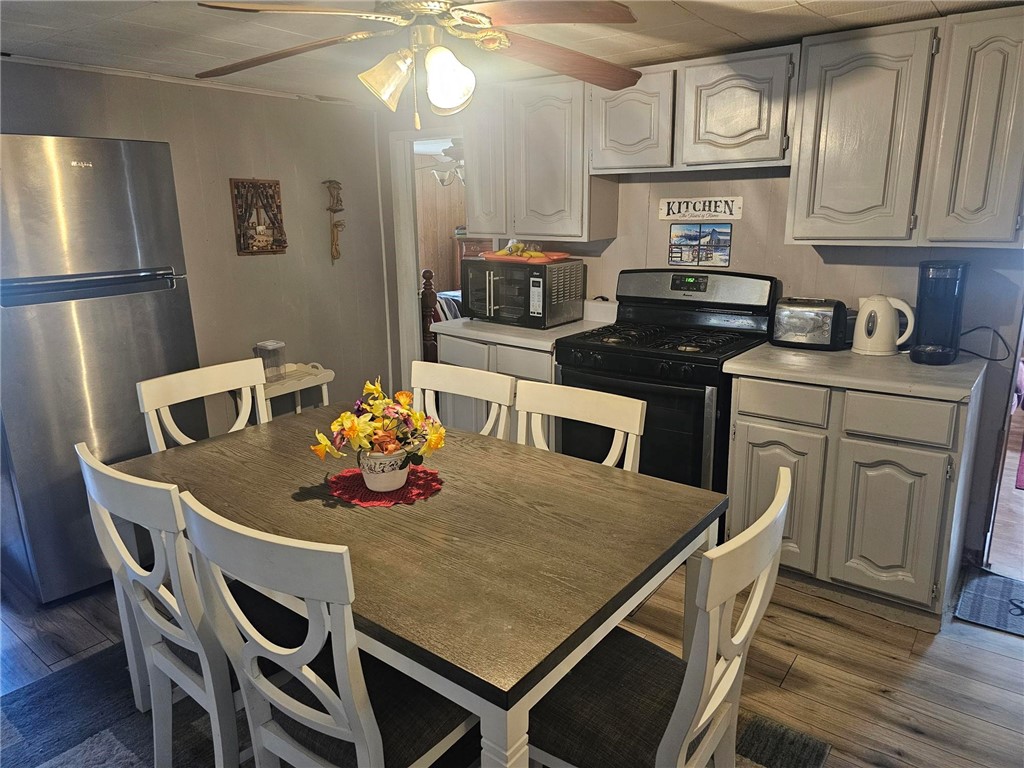 8 Lake Court Hopkinton, RI 02804 - Photo 26 of 35