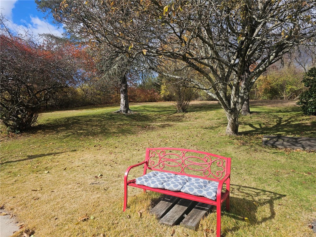 8 Lake Court Hopkinton, RI 02804 - Photo 8 of 35