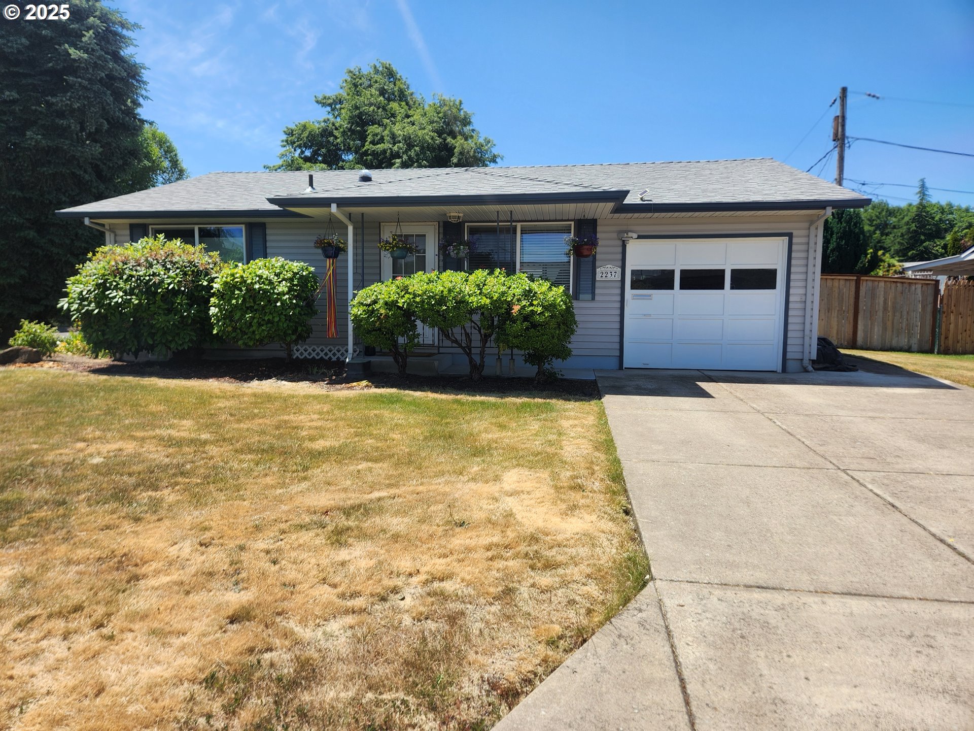 2237 Umpqua Road Woodburn, OR 97071 - Photo 1 of 18 Gallery Image 1