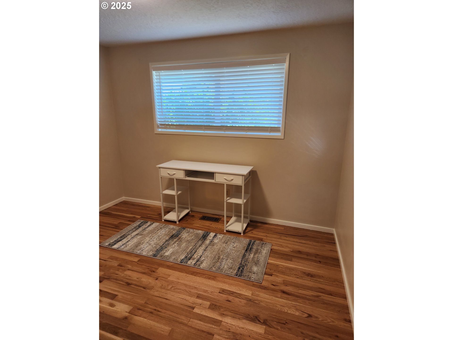 2237 Umpqua Road Woodburn, OR 97071 - Photo 13 of 18 Bedroom