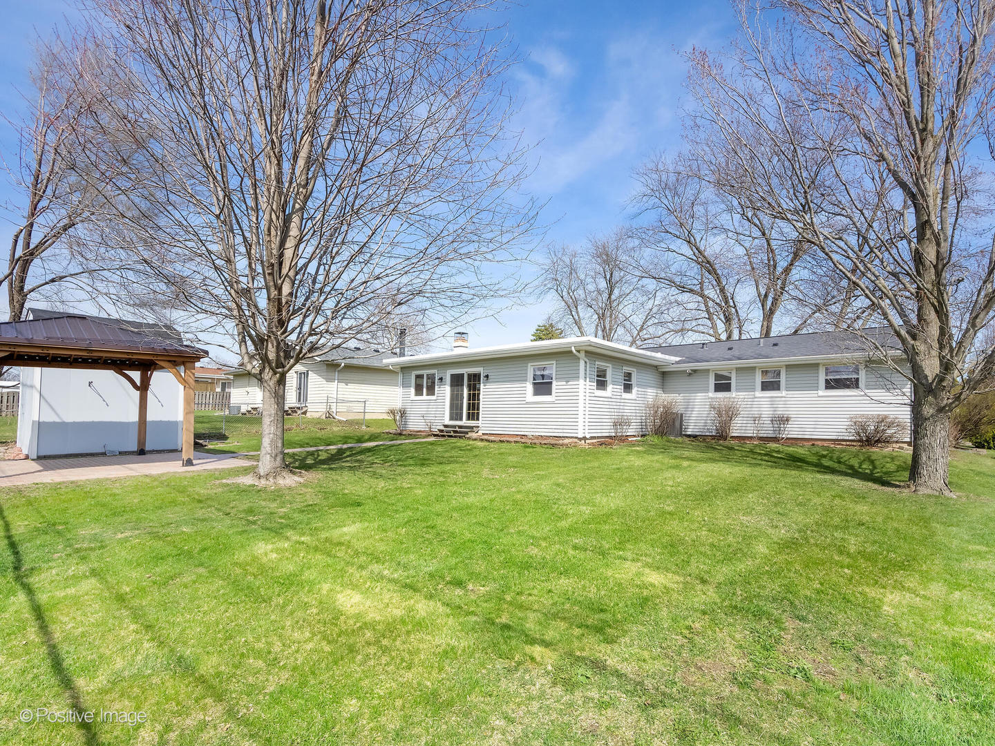 390 Arrowhead Trail Carol Stream, IL 60188 - Photo 24 of 25 a view of a house with a big yard