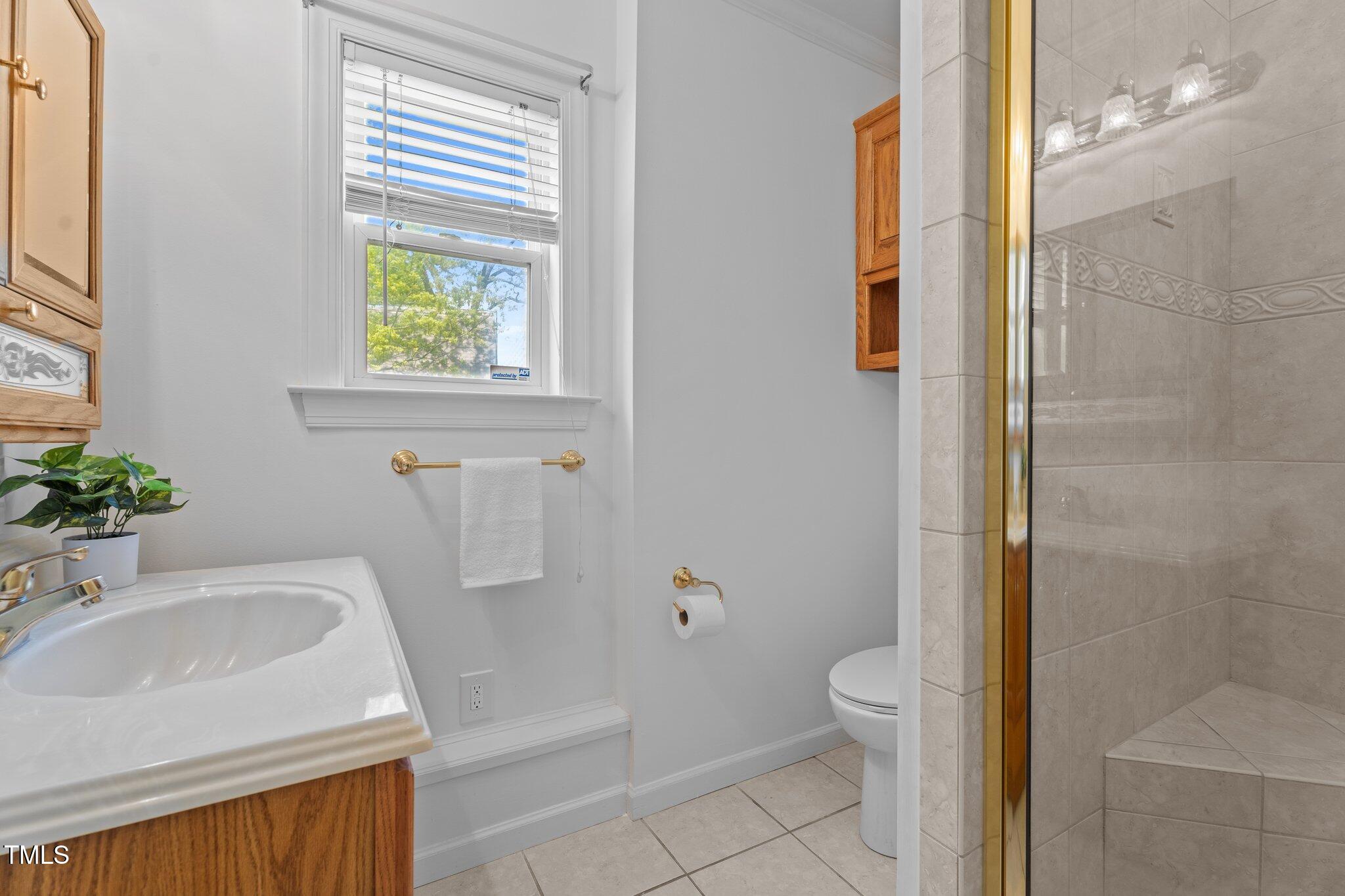 2910 Dove Lane Raleigh, NC 27604 - Photo 12 of 28 15-web-or-mls-DSC04522