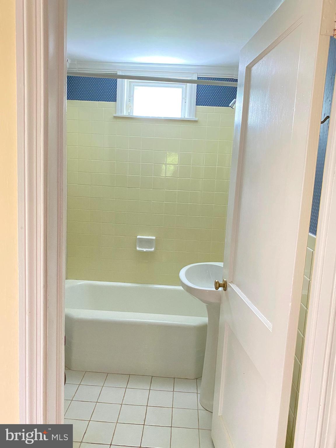 206 North Fairfield Road Devon, PA 19333 - Photo 23 of 52 First Floor Full Bath