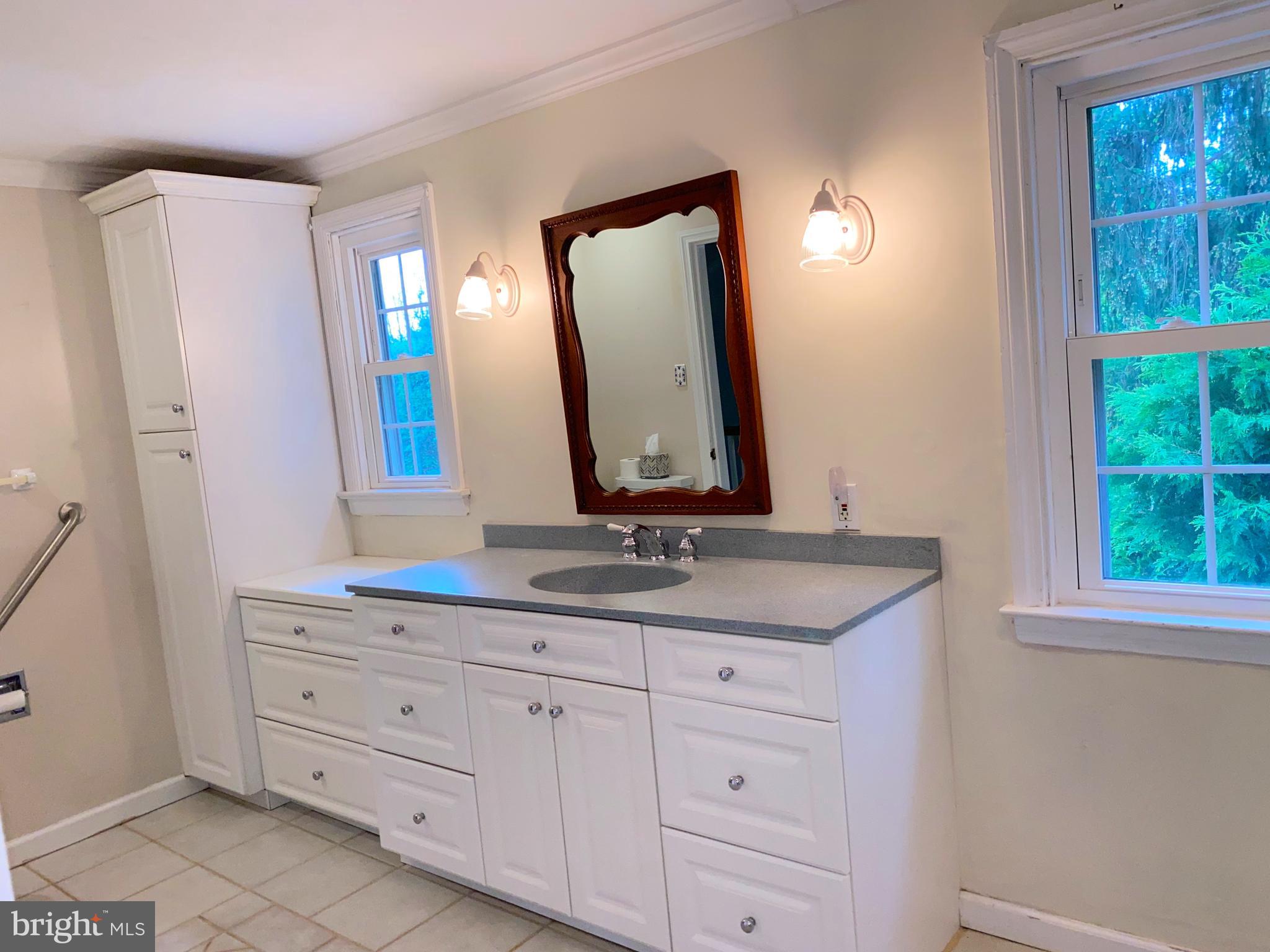 206 North Fairfield Road Devon, PA 19333 - Photo 31 of 52 Second Floor Full Bath