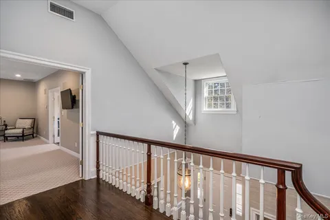 $5,625,000 | 100 Elderfields Road, Manhasset, NY 11030