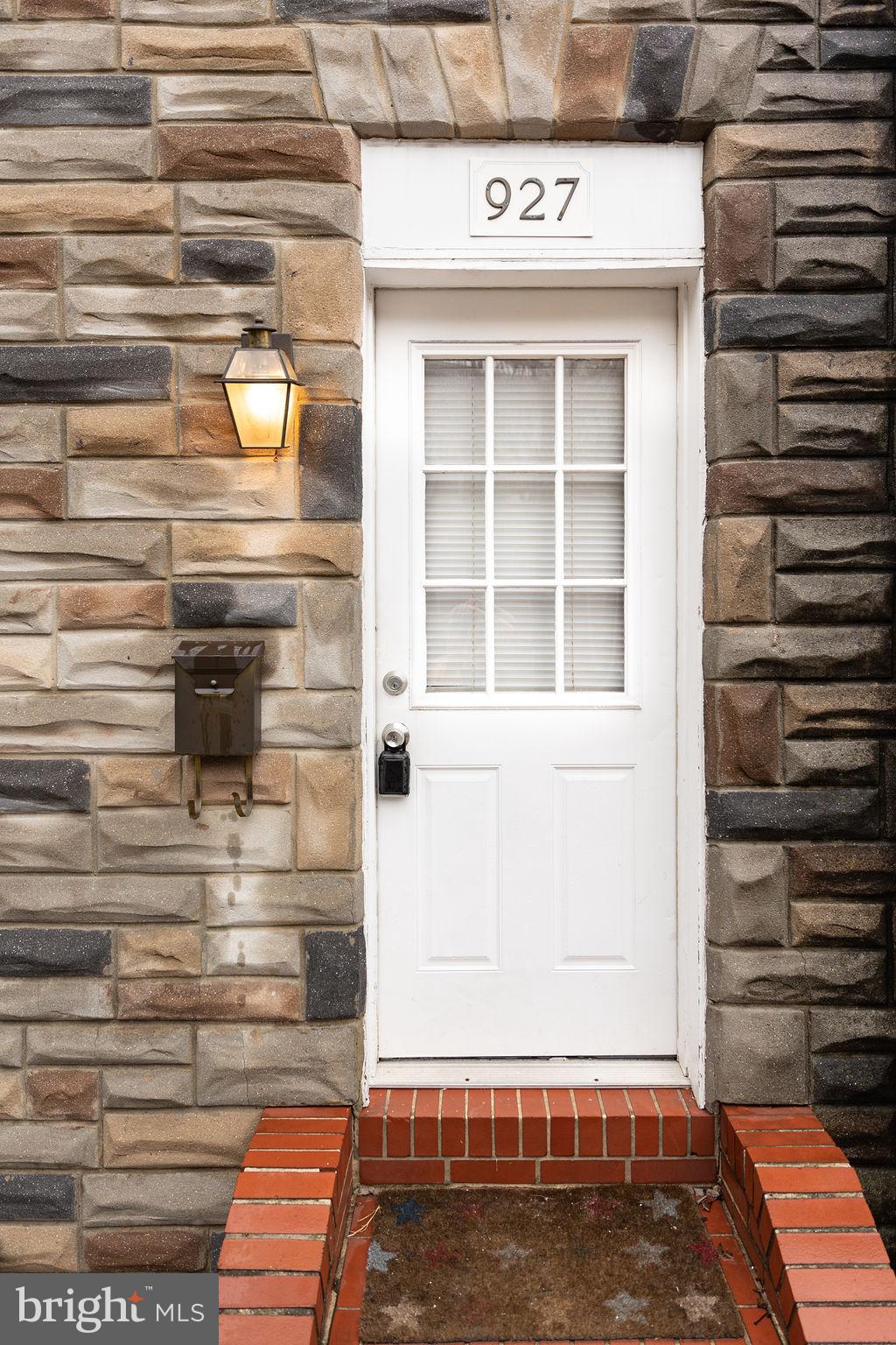 927 Binney Street Baltimore, MD 21224 - Photo 2 of 53 927 Binney Street