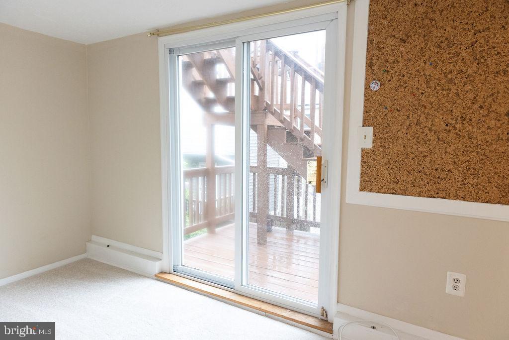 927 Binney Street Baltimore, MD 21224 - Photo 36 of 53 Second bedroom