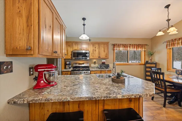 $475,000 | 12502 Van Horn Road, Floodwood, MN 55736