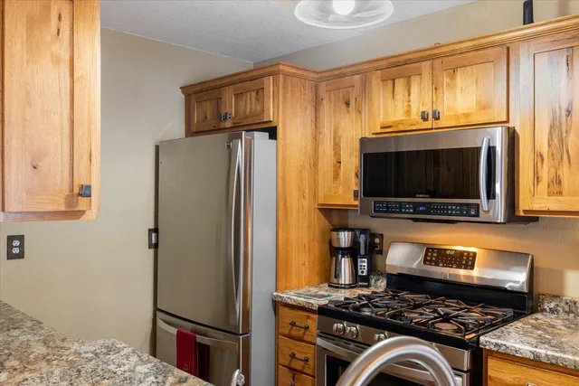 $475,000 | 12502 Van Horn Road, Floodwood, MN 55736