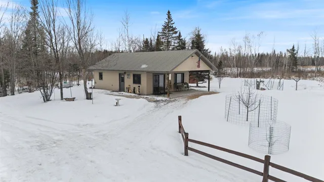 $475,000 | 12502 Van Horn Road, Floodwood, MN 55736