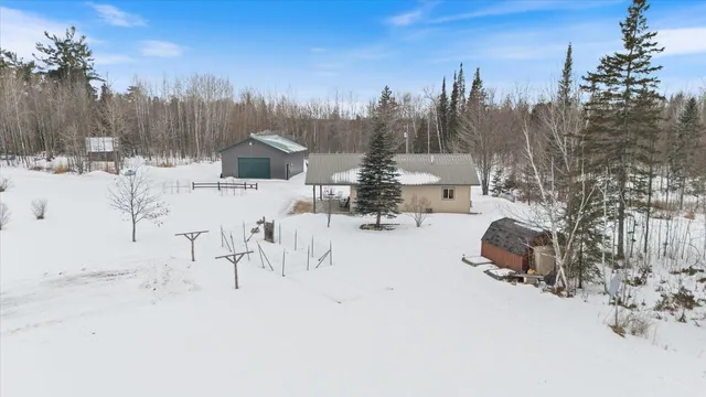 $475,000 | 12502 Van Horn Road, Floodwood, MN 55736
